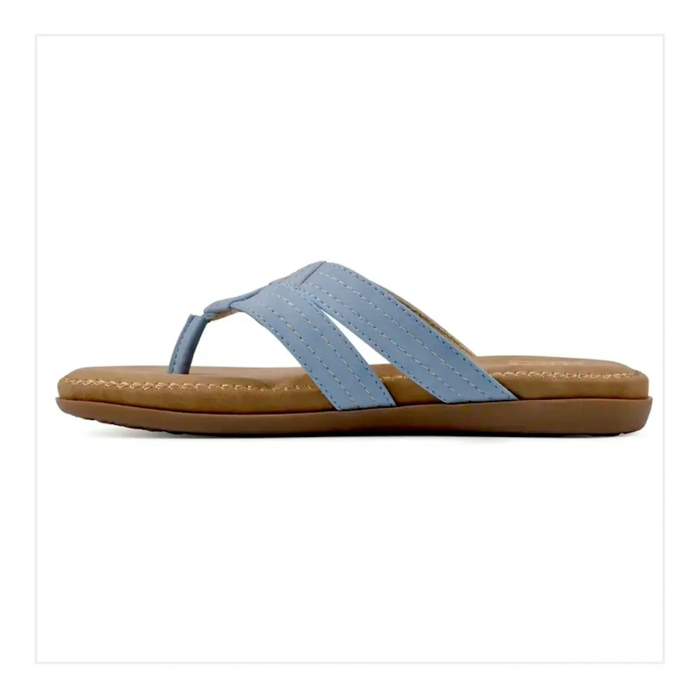 Cliffs by White Mountain Thong Sandals Size 8